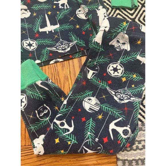 Hanna Andersson Multicolor Star Wars Ornaments Pajama Set Size 18-24 Months - Picture 2 of 4